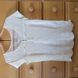 2/$20 Lucky Brand lace detail shirt